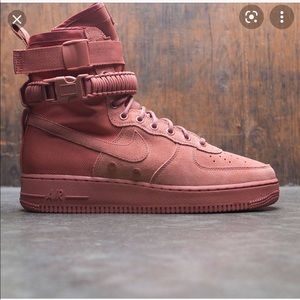 Nike Dusty Peach Hi Top Air Force One Size 9.5